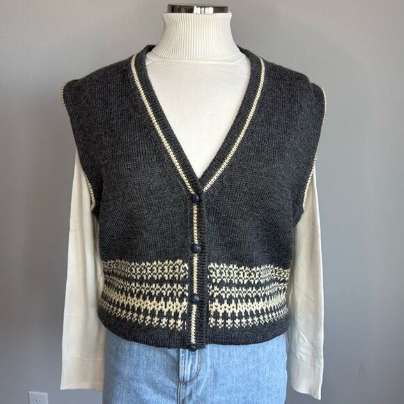 Gray and Cream Vintage Sweater Vest Size M/L - Picture 1 of 5